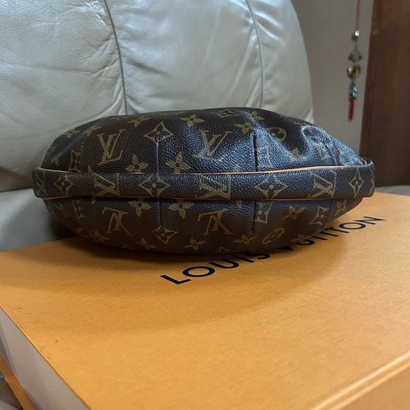 ❤️ RARE Louis Vuitton CROISSANT bag❤️ 💼 - Picture 8 of 15